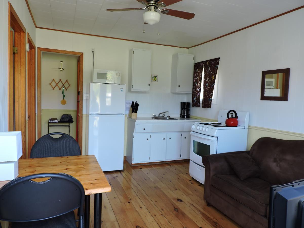 Centennial Cottages Бракли Бийч Екстериор снимка